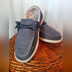 Hey Dudes US 6 women